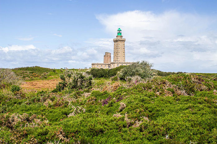 Phare du Cap Fréhel près du camping Mirabel